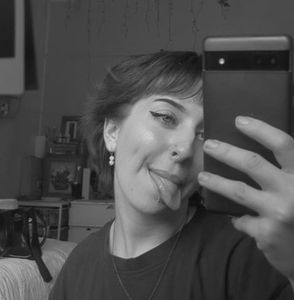 Meet your Posher, Ana